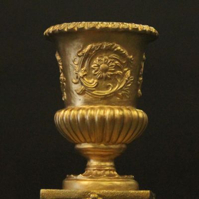 Image of 15" Flower Urn - Gold